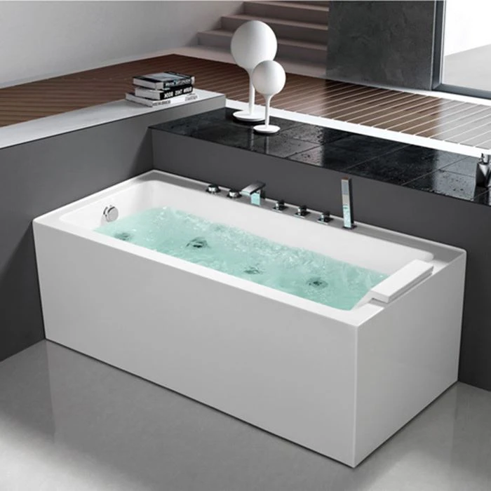 product-700-700 Bathtub With Jets