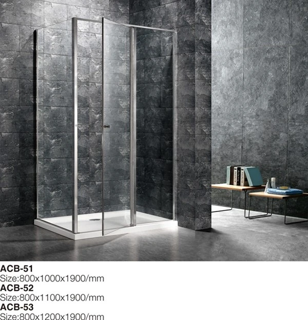 Douche à l'italienne dans la salle de bain
